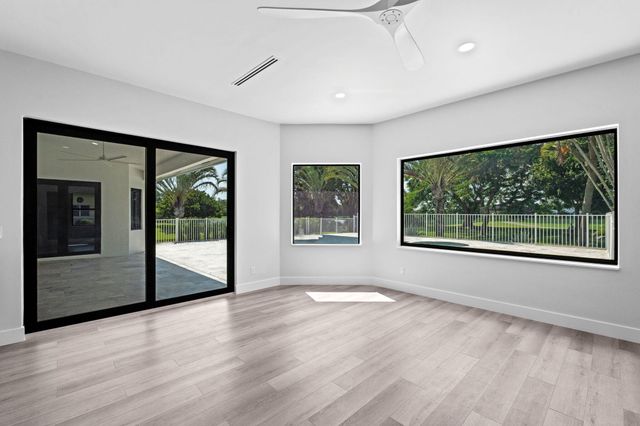 11690 STONEHAVEN Way, West Palm Beach, FL 33412