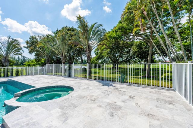 11690 STONEHAVEN Way, West Palm Beach, FL 33412