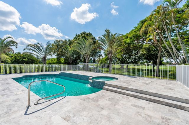 11690 STONEHAVEN Way, West Palm Beach, FL 33412