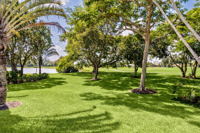 11690 STONEHAVEN Way, West Palm Beach, FL 33412