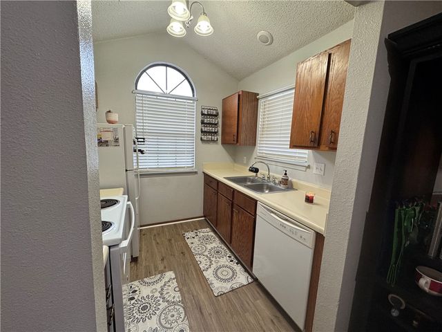 1061 Massey Street, Decatur, AR 72722