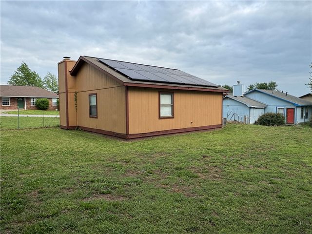 1061 Massey Street, Decatur, AR 72722
