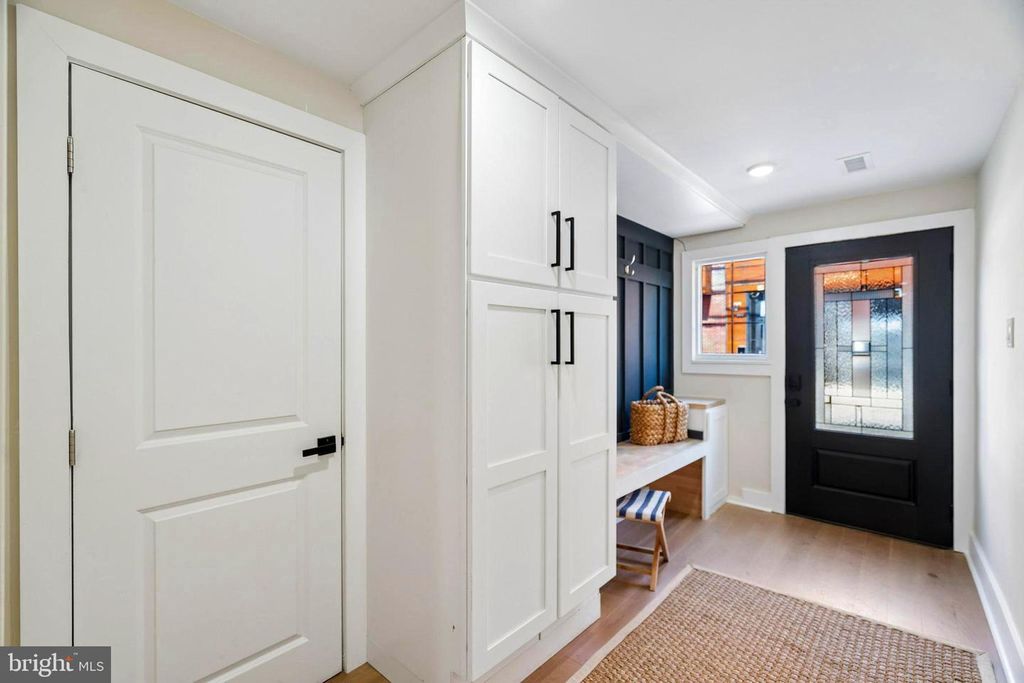 1250 E COLUMBIA AVE, PHILADELPHIA, PA 19125 — photo 2