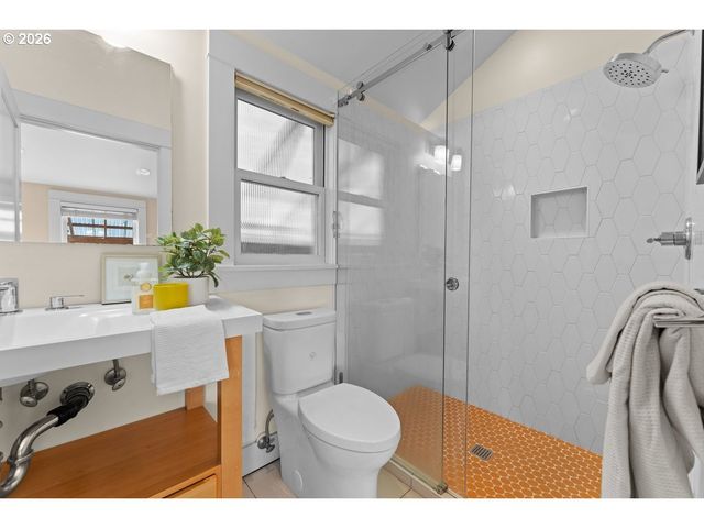 4727 Ne 28TH Ave, Portland, OR 97211