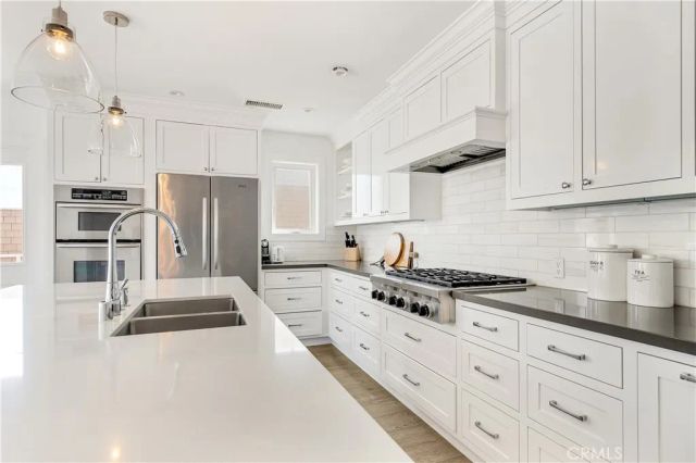 31032 Aliso Circle, Laguna Beach, CA 92651