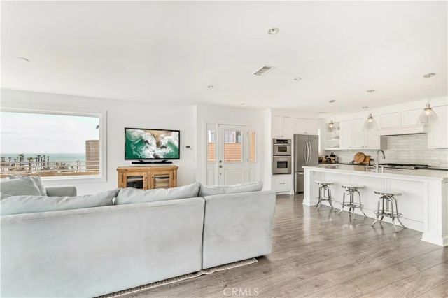 31032 Aliso Circle, Laguna Beach, CA 92651