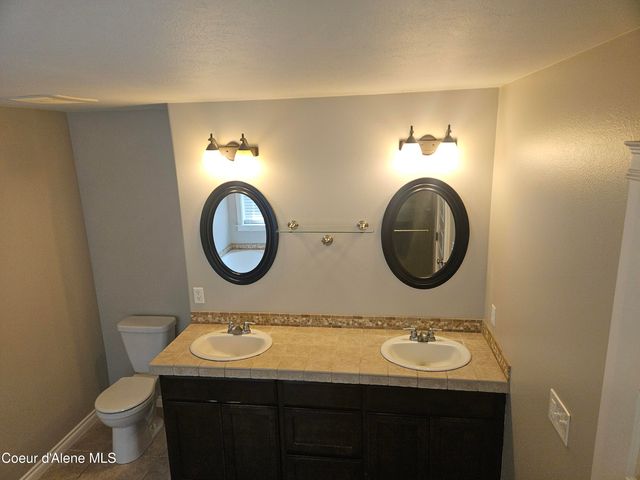 901 S EDGEVIEW TER, Post Falls, ID 83854