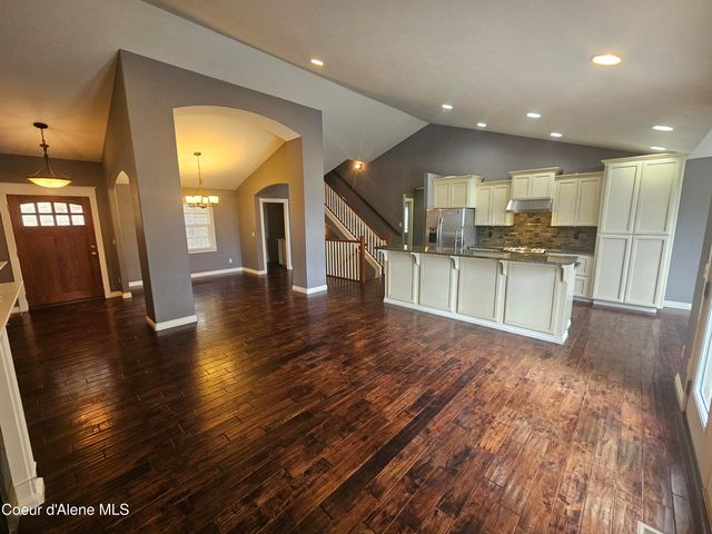 901 S EDGEVIEW TER, Post Falls, ID 83854