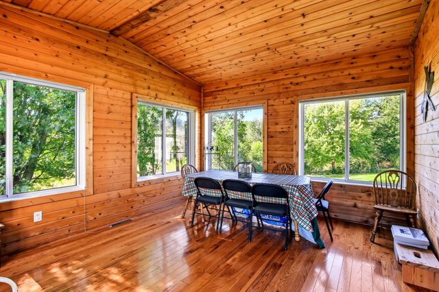 6814 Wildflower Drive S, Cottage Grove, MN 55016