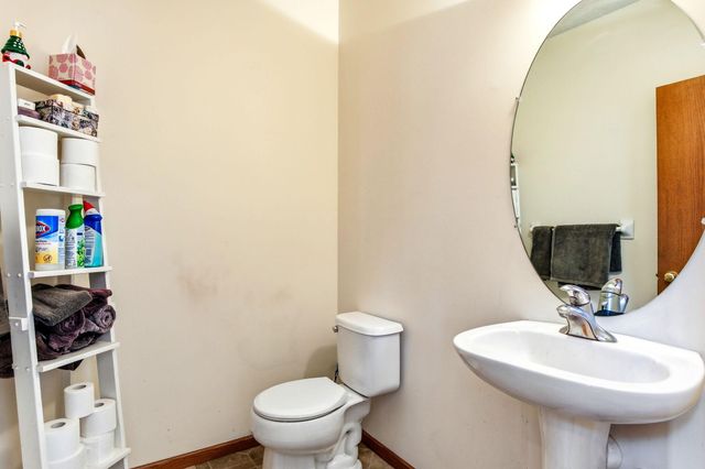 6814 Wildflower Drive S, Cottage Grove, MN 55016