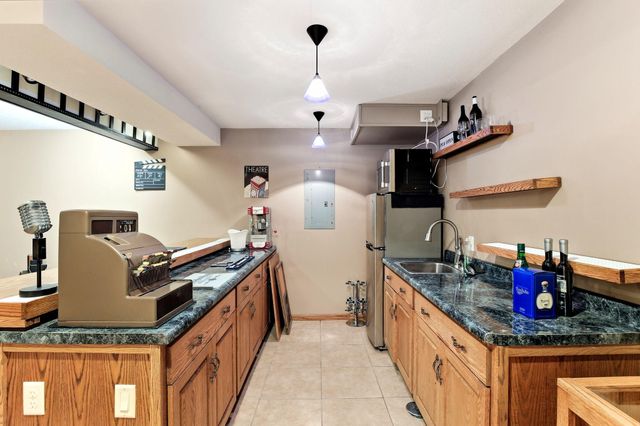 6814 Wildflower Drive S, Cottage Grove, MN 55016