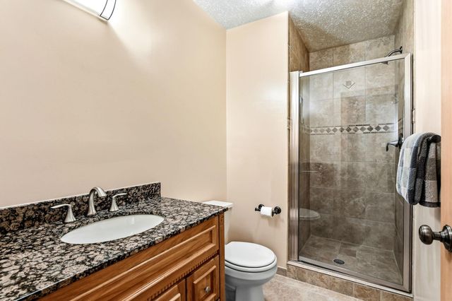 6814 Wildflower Drive S, Cottage Grove, MN 55016