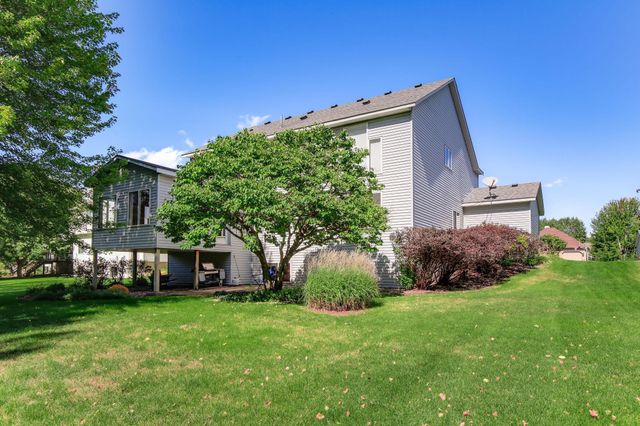 6814 Wildflower Drive S, Cottage Grove, MN 55016