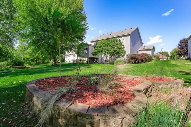 6814 Wildflower Drive S, Cottage Grove, MN 55016