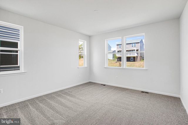 527 ASTER LN, Orange, VA 22960