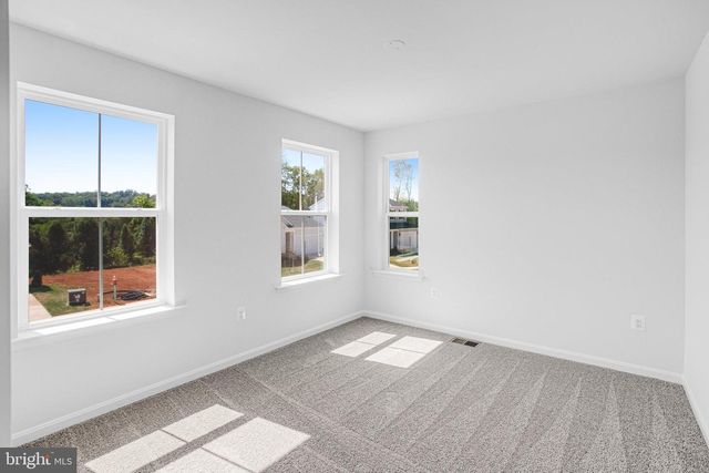 527 ASTER LN, Orange, VA 22960