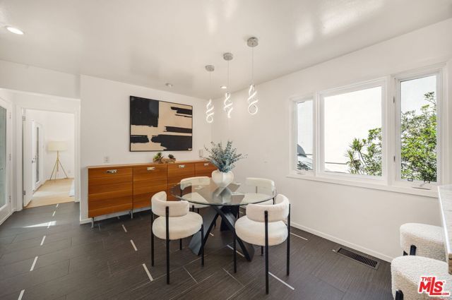 2163 San Ysidro Drive, Beverly Hills, CA 90210