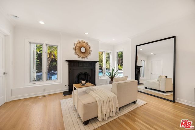 2163 San Ysidro Drive, Beverly Hills, CA 90210