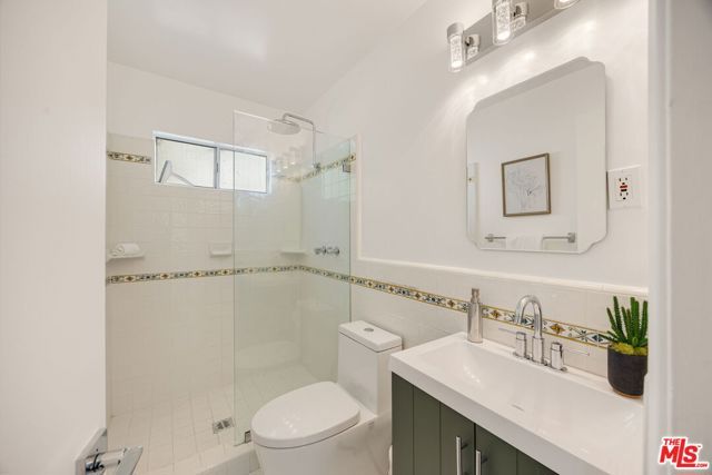 2163 San Ysidro Drive, Beverly Hills, CA 90210