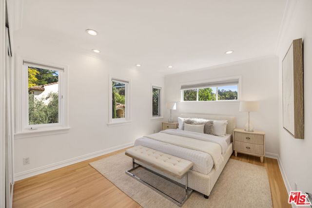 2163 San Ysidro Drive, Beverly Hills, CA 90210