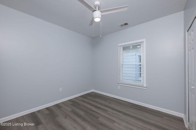 2831 W Madison St, Louisville, KY 40211