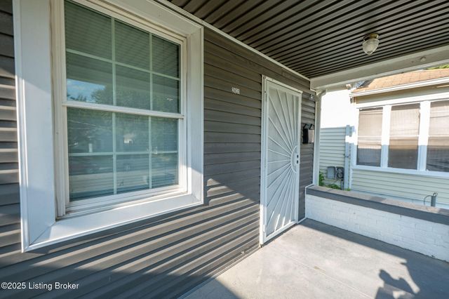 2831 W Madison St, Louisville, KY 40211