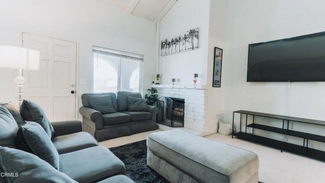 1020 Dunes Street, Oxnard, CA 93035