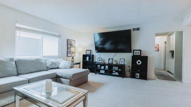 1020 Dunes Street, Oxnard, CA 93035