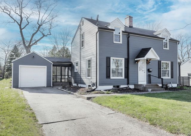 1606 Coffelt Avenue, Davenport, IA 52803