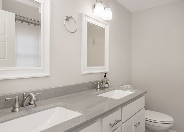 1606 Coffelt Avenue, Davenport, IA 52803