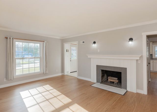 1606 Coffelt Avenue, Davenport, IA 52803