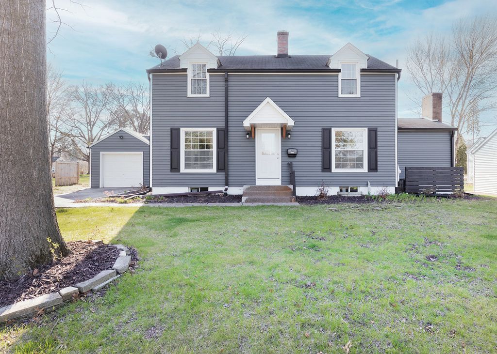 1606 Coffelt Avenue, Davenport, IA 52803