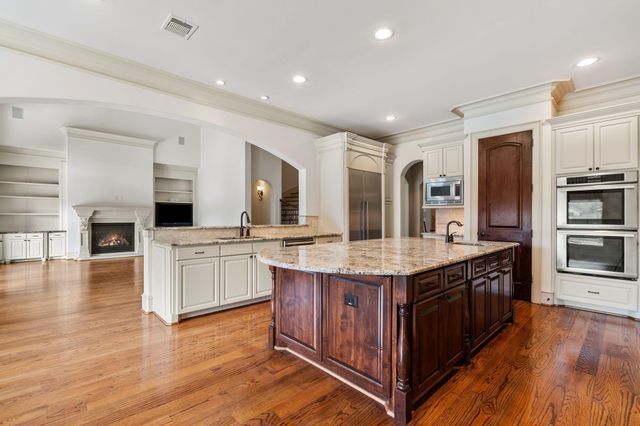 3775 Drake Street, Houston, TX 77005