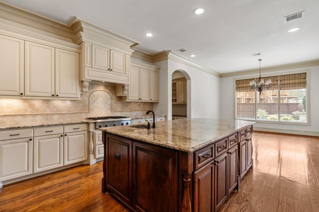 3775 Drake Street, Houston, TX 77005