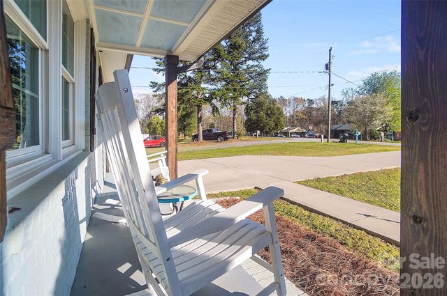 280 Pinevale Drive, Salisbury, NC 28144