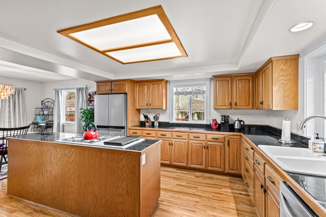 1120 Barrington Circle, Ashland, OR 97520