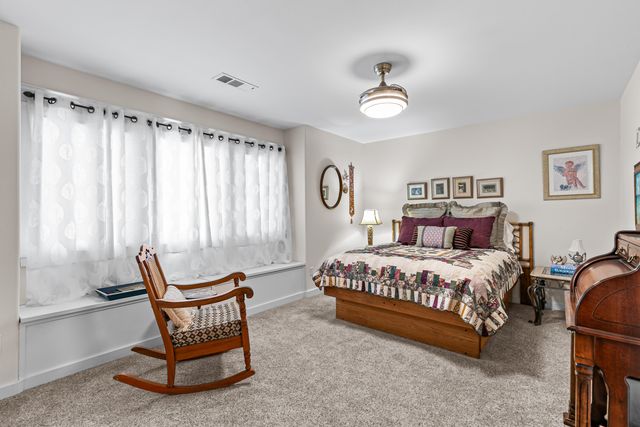 1120 Barrington Circle, Ashland, OR 97520