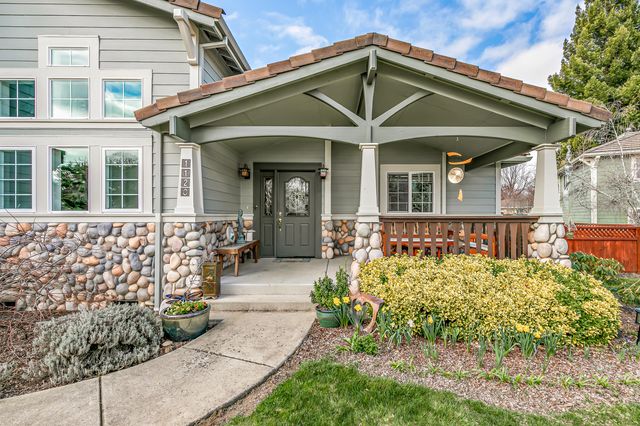 1120 Barrington Circle, Ashland, OR 97520