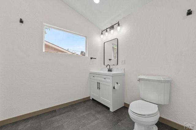 923 E 7th St, Pueblo, CO 81001