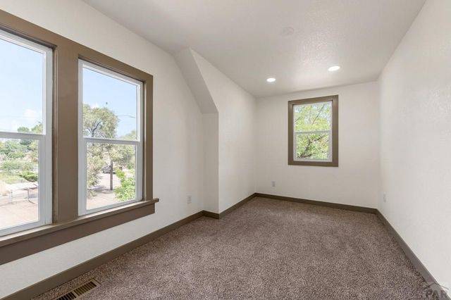 923 E 7th St, Pueblo, CO 81001