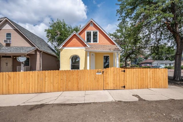 923 E 7th St, Pueblo, CO 81001