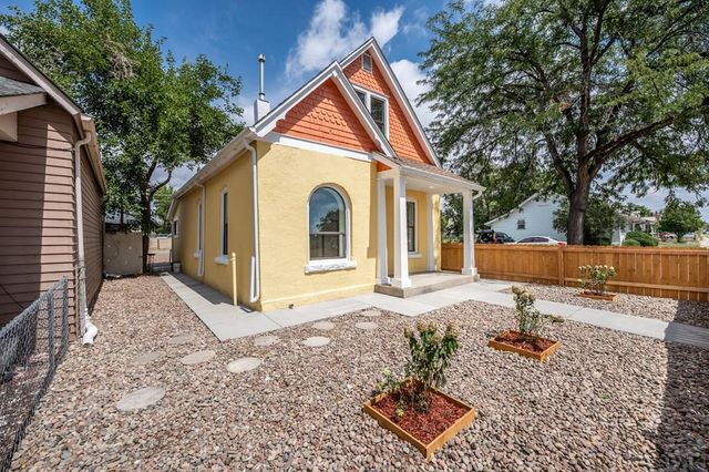 923 E 7th St, Pueblo, CO 81001