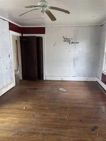 1407 Greenway Avenue, Flint, MI 48504