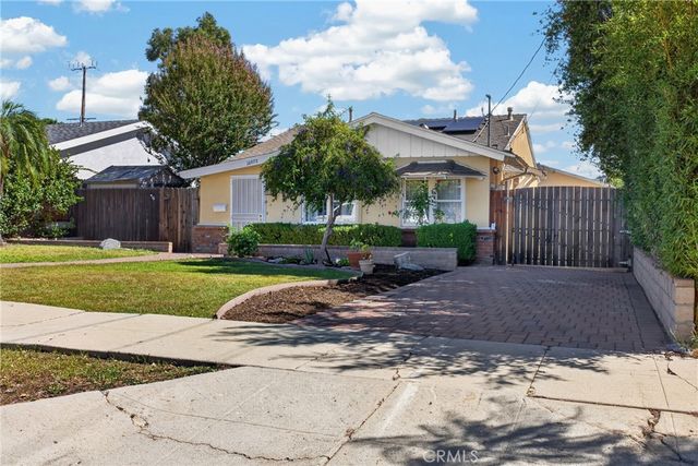 10572 Shoshone Avenue, Granada Hills, CA 91344