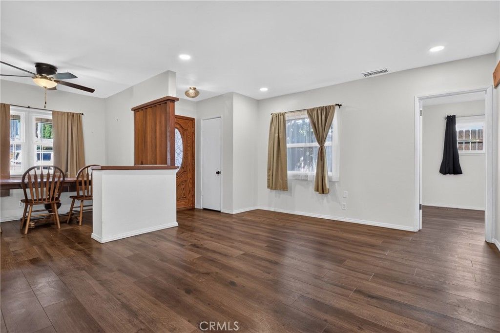 10572 Shoshone Avenue, Granada Hills, CA 91344 — photo 3