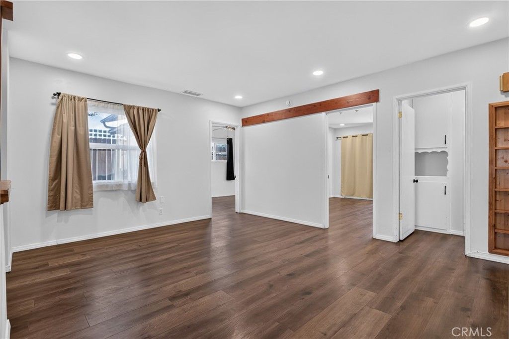 10572 Shoshone Avenue, Granada Hills, CA 91344 — photo 5