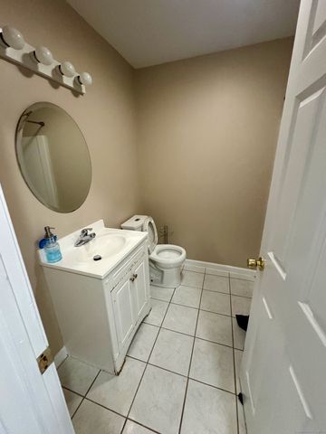 31 Marie Street APT B, New Haven, CT 06513