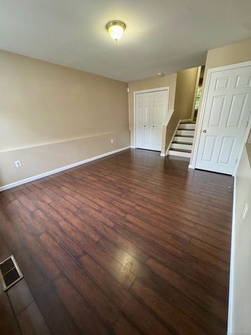 31 Marie Street APT B, New Haven, CT 06513
