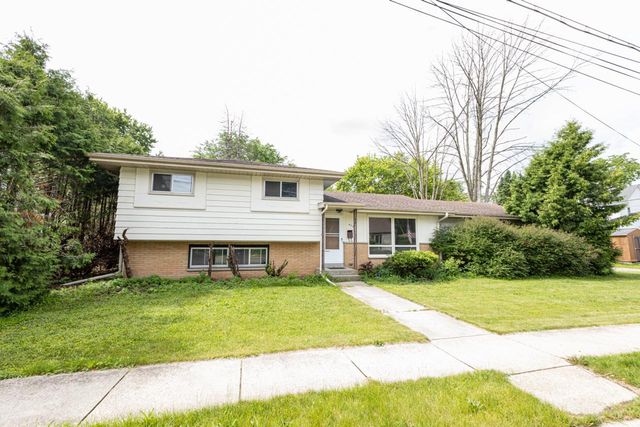429 Church STREET, Hartford, WI 53027