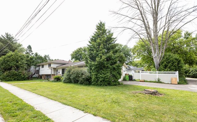429 Church STREET, Hartford, WI 53027